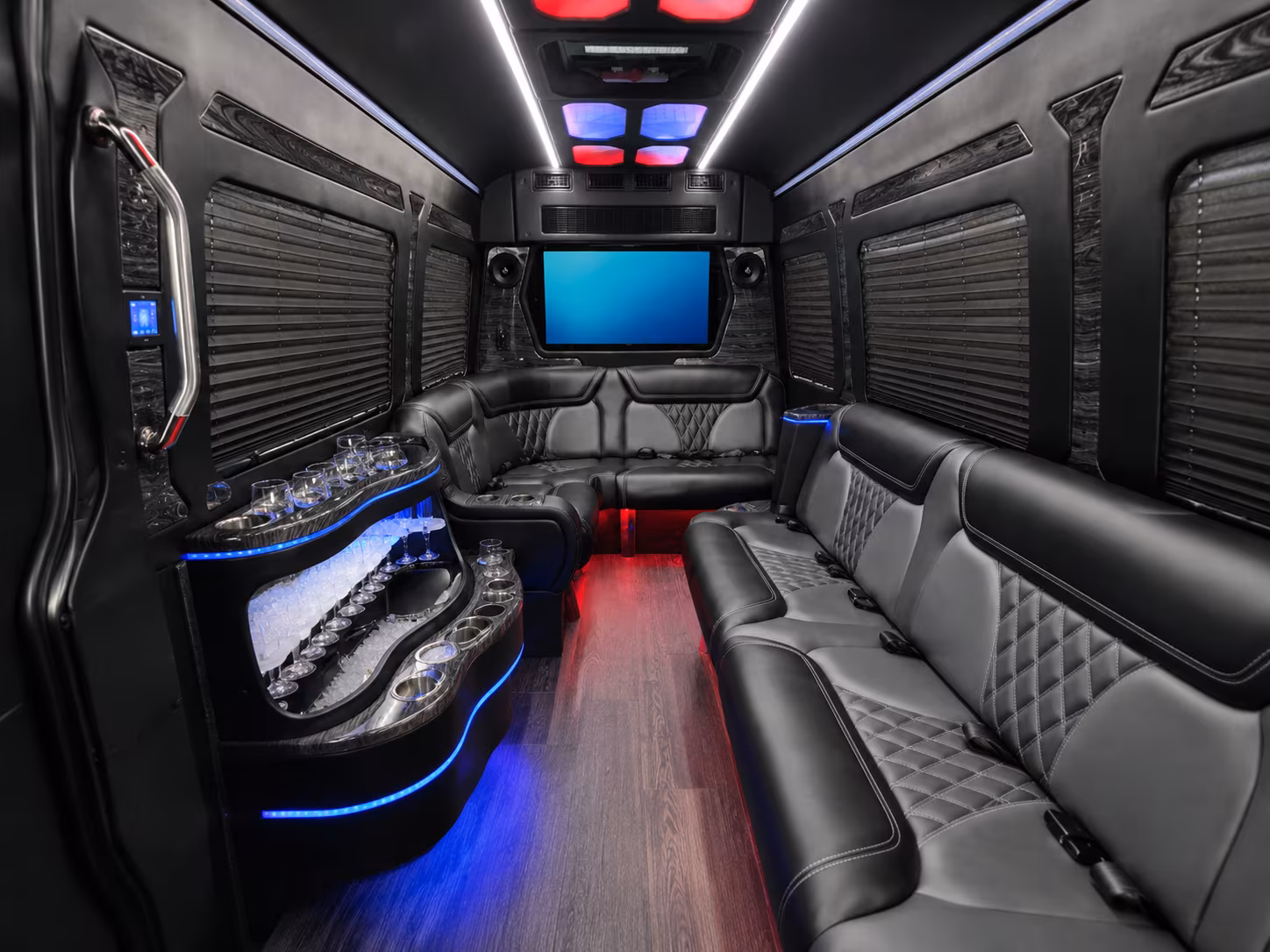 lakewoodcacharterbusservices com can help you find multi day bus rentals from lakewood